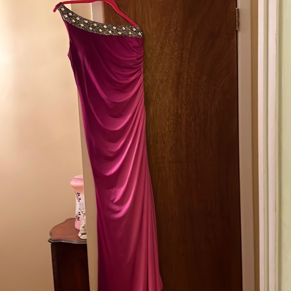 Juno off the shoulder gown size medium